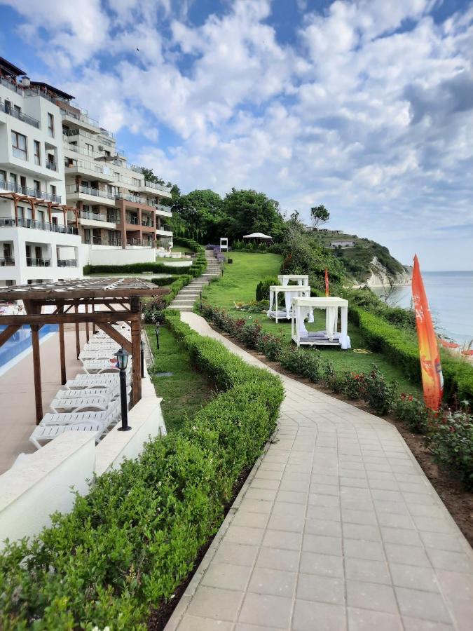 Byala Vista Cliff Apartments Exterior photo